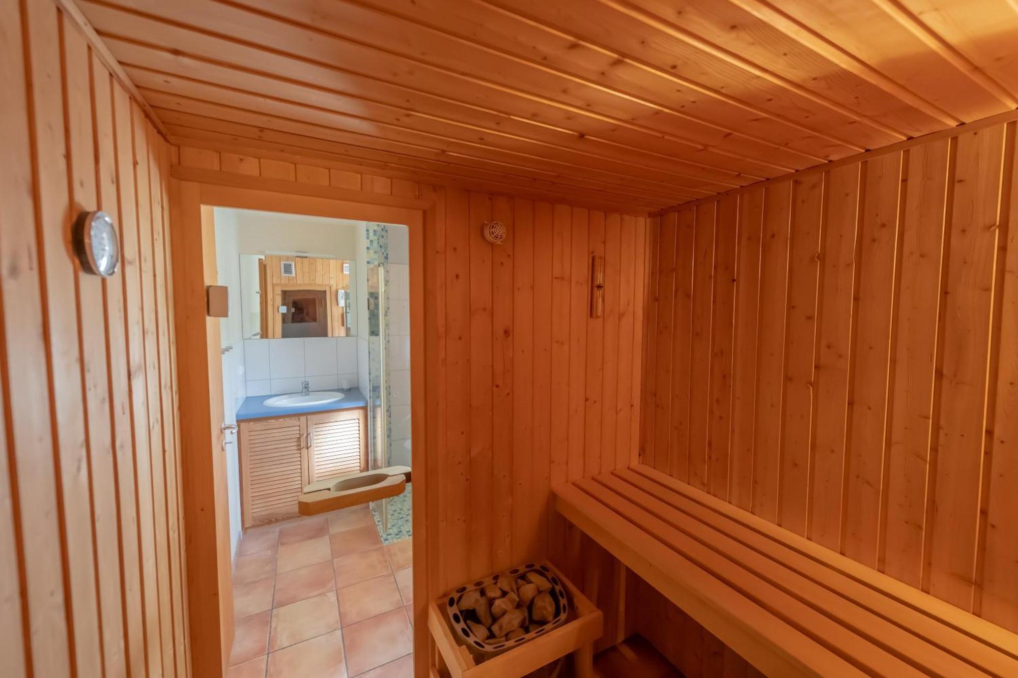 Ferienhaus An Der Alten Gaertnerei - Rosmarin 海利根达姆 外观 照片